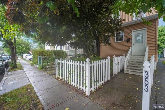 353 Bradford Street - Photo 1