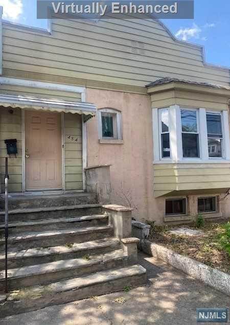 454 11th Street - Photo 1