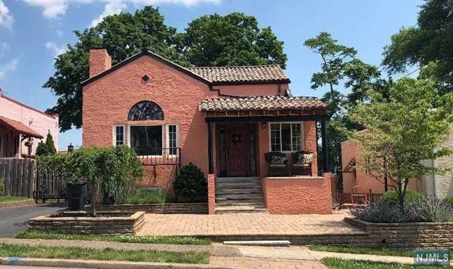 275 Baldwin Avenue - Photo 1