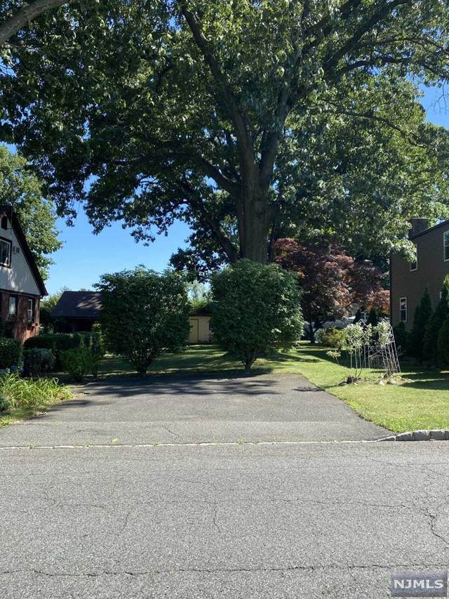 22 Homestead Place - Photo 1