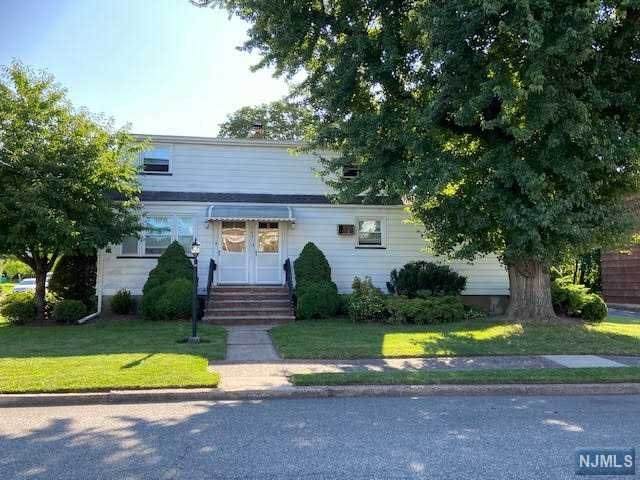 105 6th Avenue - Photo 1