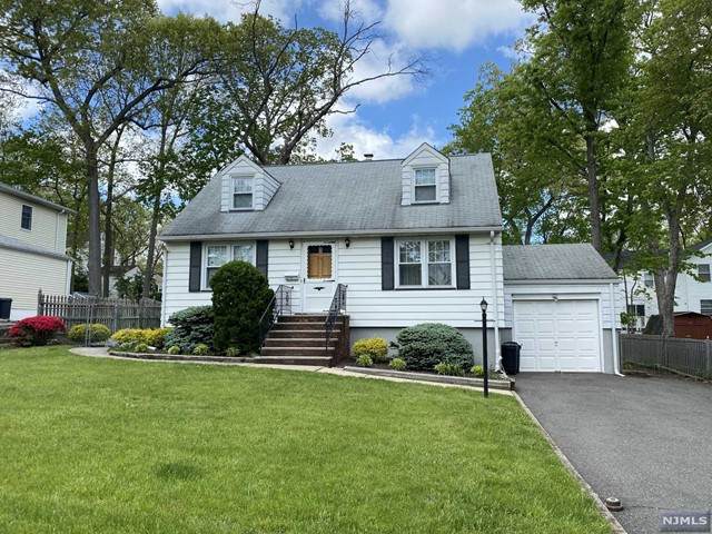 32 Midway Drive - Photo 1