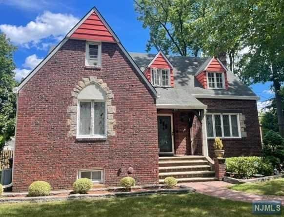 979 Alpine Drive - Photo 1