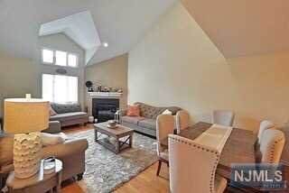 31 Stuyvesant Avenue - Photo 1