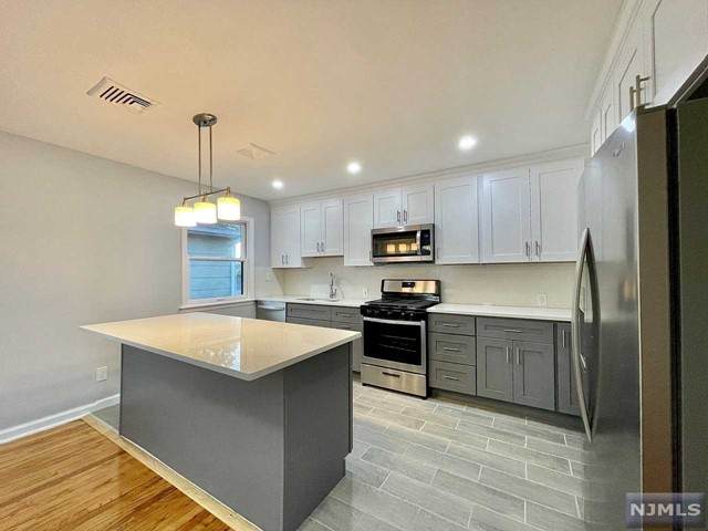112 Baldwin Place - Photo 1
