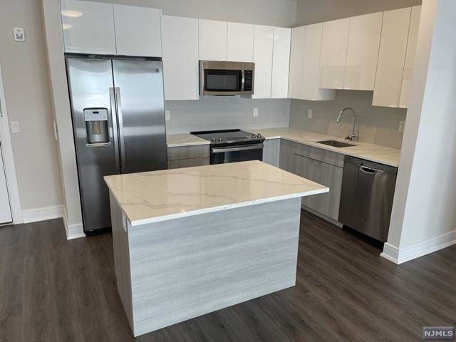 470 Main Street - Photo 1