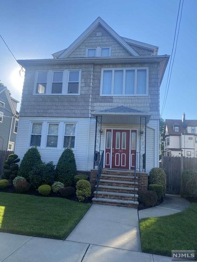 203 Beech Street - Photo 1