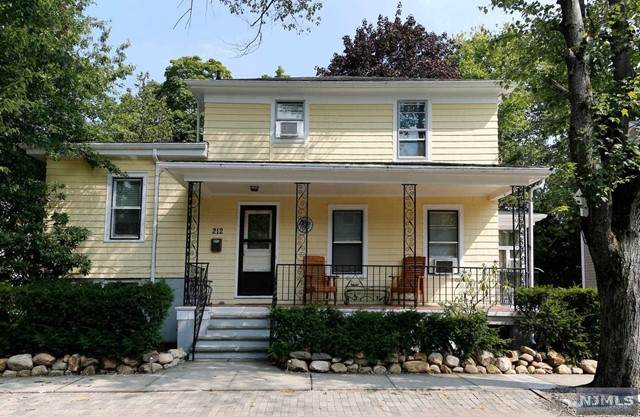 212 Walnut Street - Photo 1