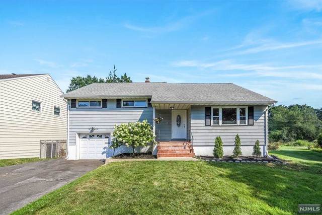 102 Beverly Road - Photo 1
