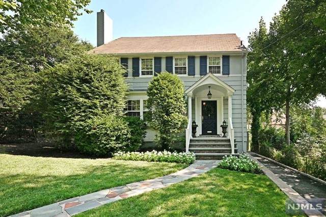 43 Hillside Avenue - Photo 1