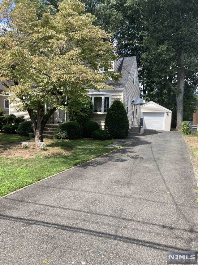 14 Devoe Place - Photo 1