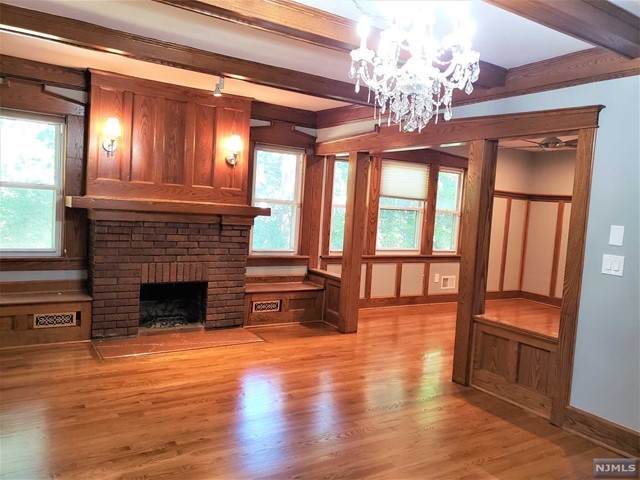 51 Bennett Avenue - Photo 1