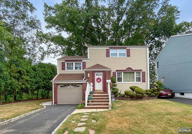 306 Fairway Avenue - Photo 1