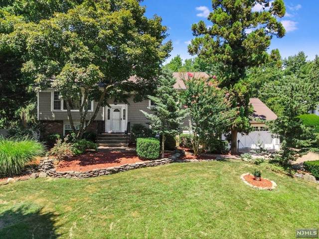 17 Hunters Court - Photo 1