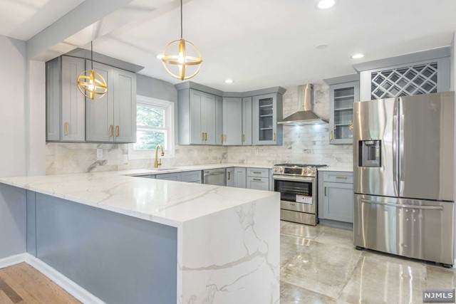 516 Burton Avenue - Photo 1