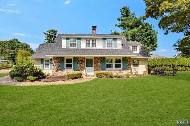 160 Greenhaven Road - Photo 1