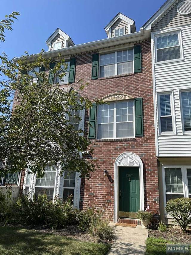 1267 Heath Court - Photo 1