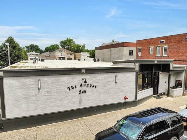 545 Valley Brook Avenue - Photo 1