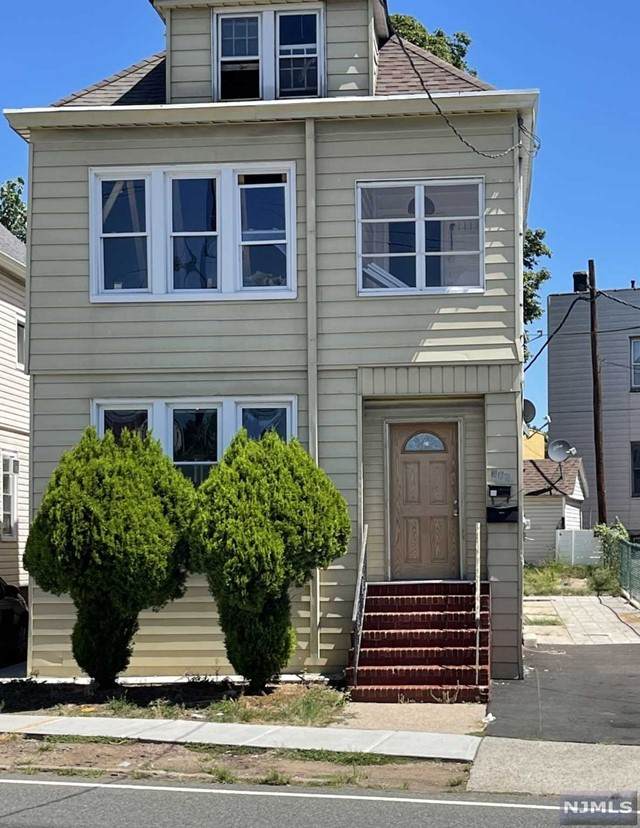 384 River Drive - Photo 1