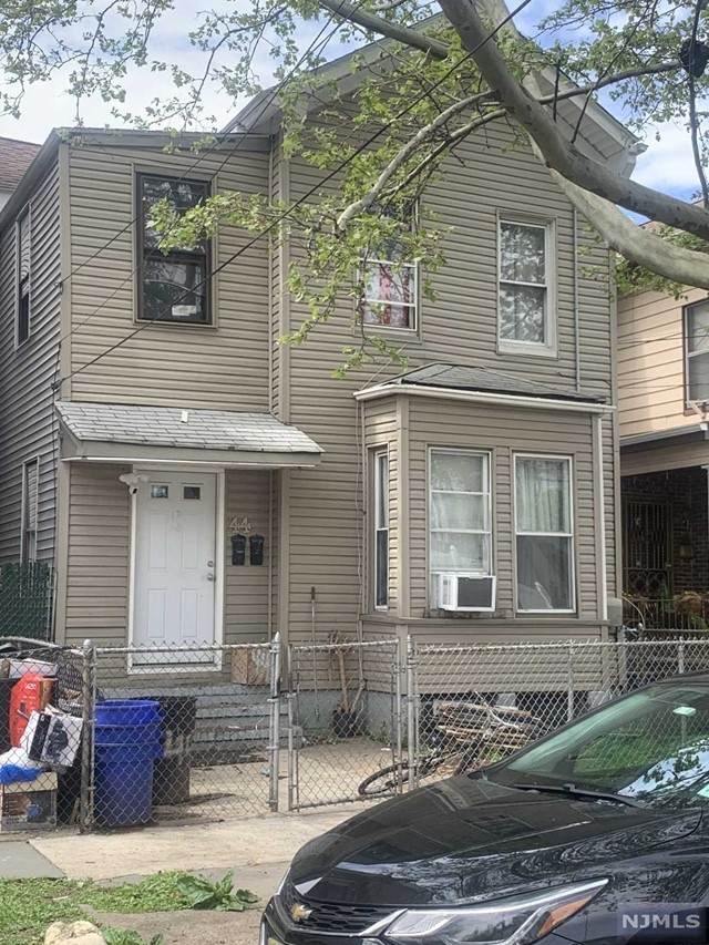 44 Wakeman Avenue - Photo 1