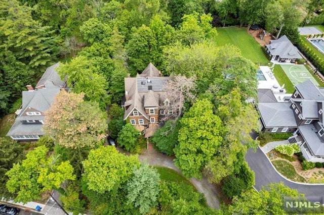 221 Cedar Street - Photo 1