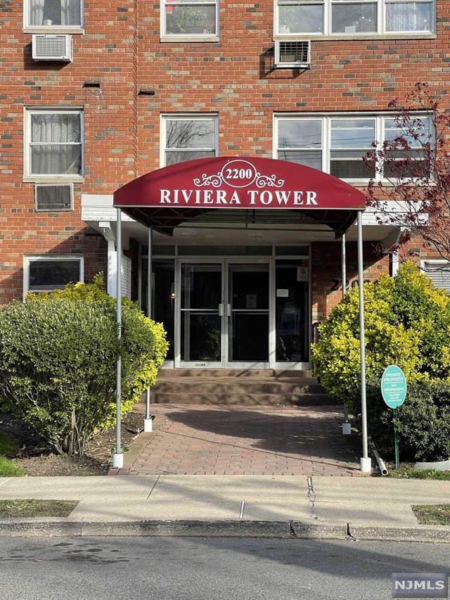 2200 Center Avenue - Photo 1