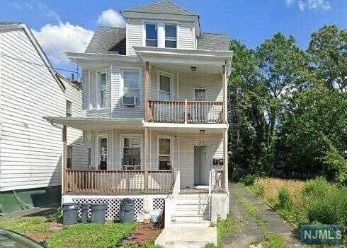232-236 End Avenue - Photo 1