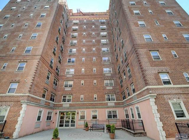 70 Munn Avenue - Photo 1