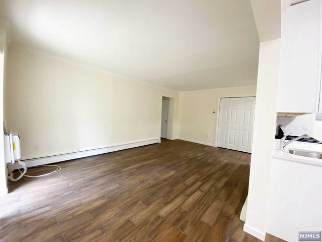 11 River Road - Photo 1