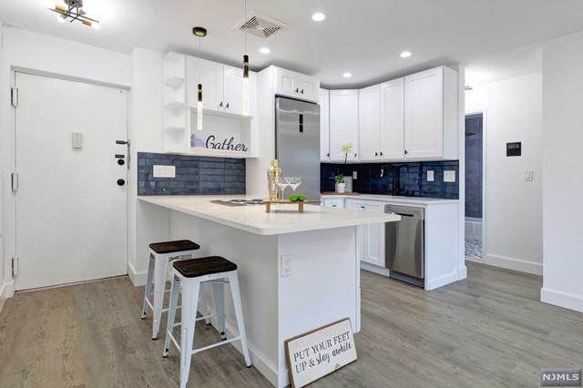 245 Anderson Street - Photo 1