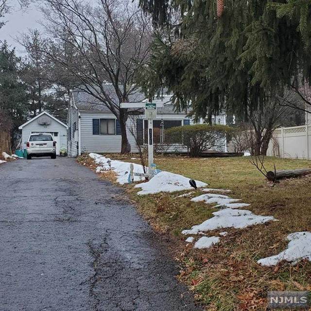 161 Ralph Avenue - Photo 1