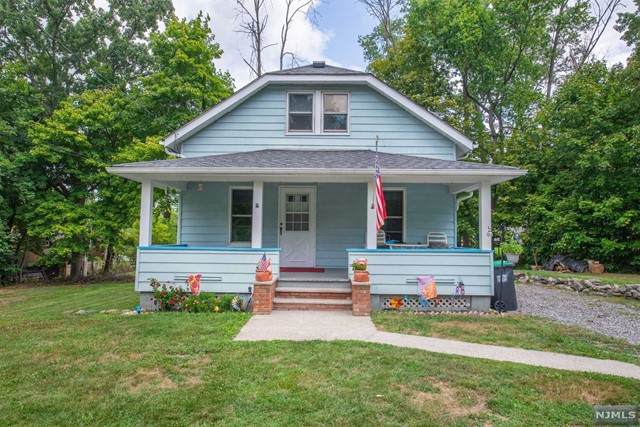 16 Echo Lane - Photo 1