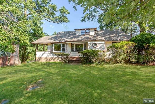90 Knickerbocker Avenue - Photo 1