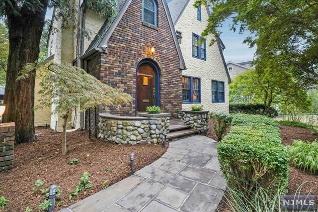 239 Beechwood Road - Photo 1