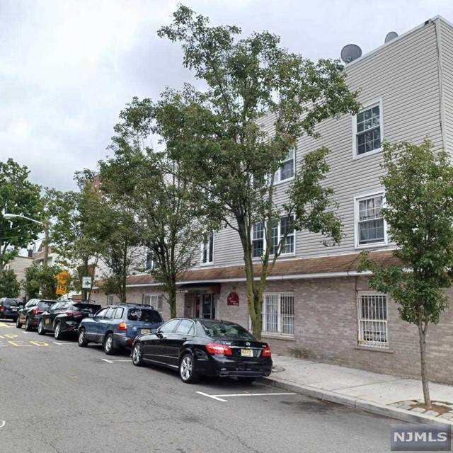 721-23 6th Street - Photo 1