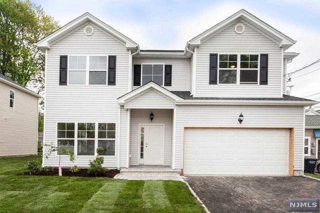 182 Railroad Avenue - Photo 1