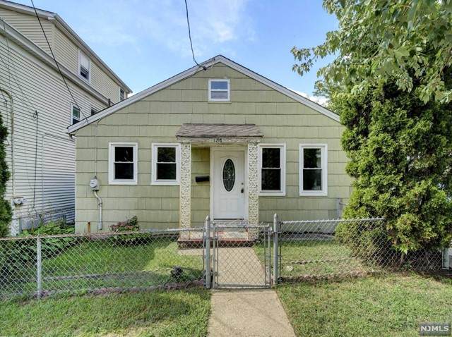 183 Cambridge Avenue - Photo 1