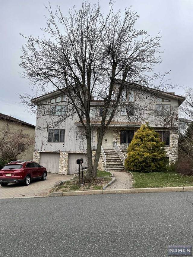 306 Arthur Avenue - Photo 1