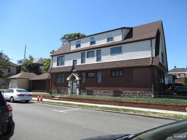 1001 80th Street - Photo 1