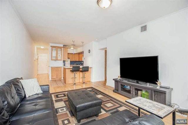 6405 Boulevard East - Photo 1