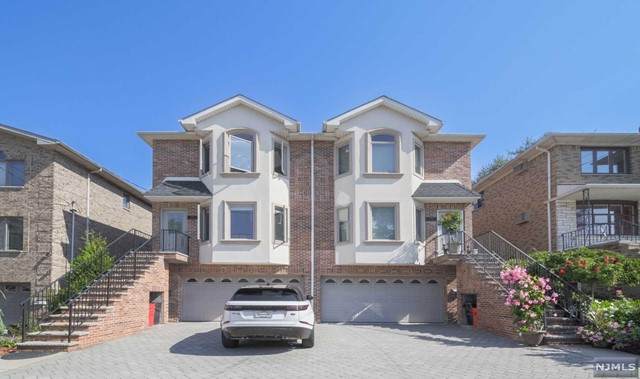 241 Knox Avenue - Photo 1