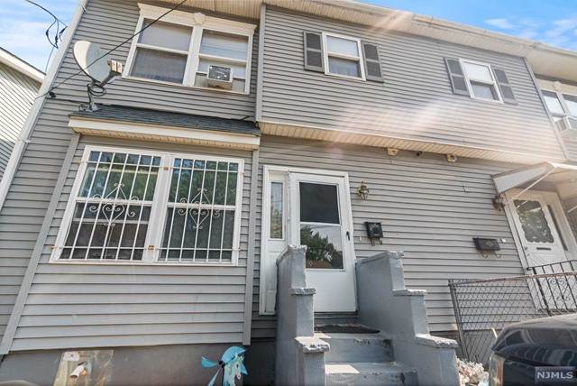 23 Carroll Street - Photo 1