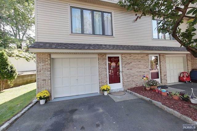 416 Joralemon Street - Photo 1