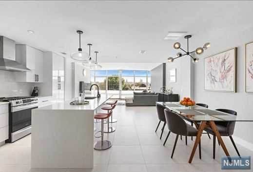 100 Thompson Lane - Photo 1