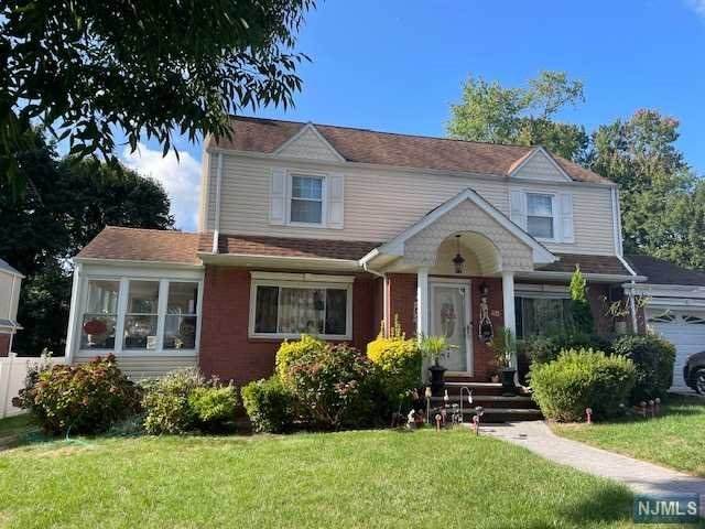 48 Vandelinda Avenue - Photo 1