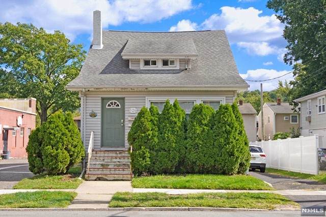 526 Shaler Boulevard - Photo 1