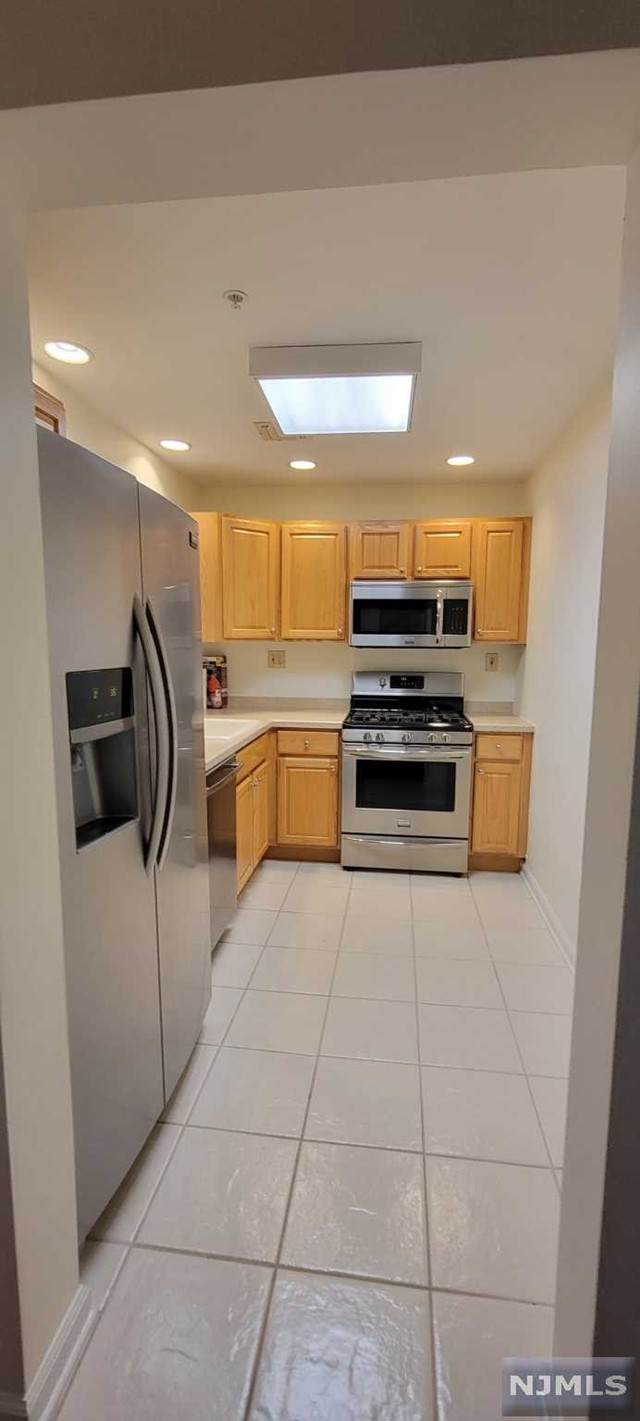 131 Clinton Place - Photo 1
