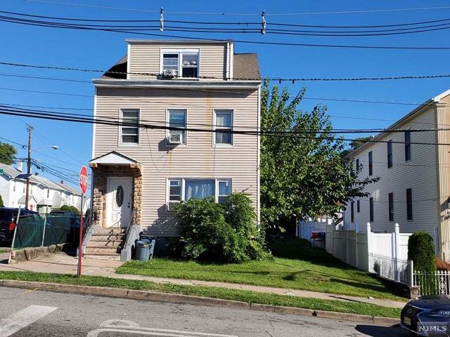545 11th Avenue - Photo 1
