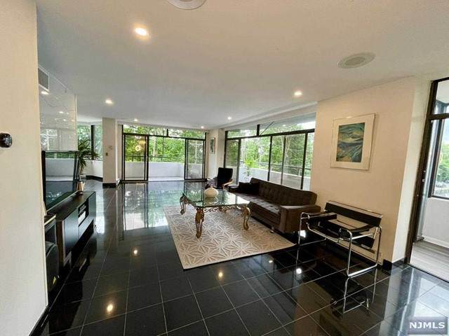 2500 Hudson Terrace - Photo 1