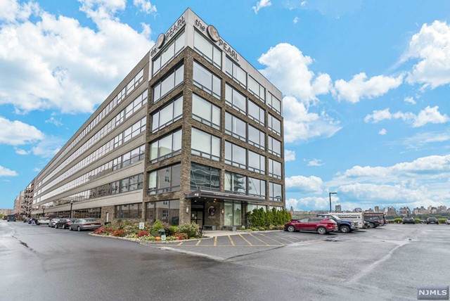 9 Somerset Lane - Photo 1